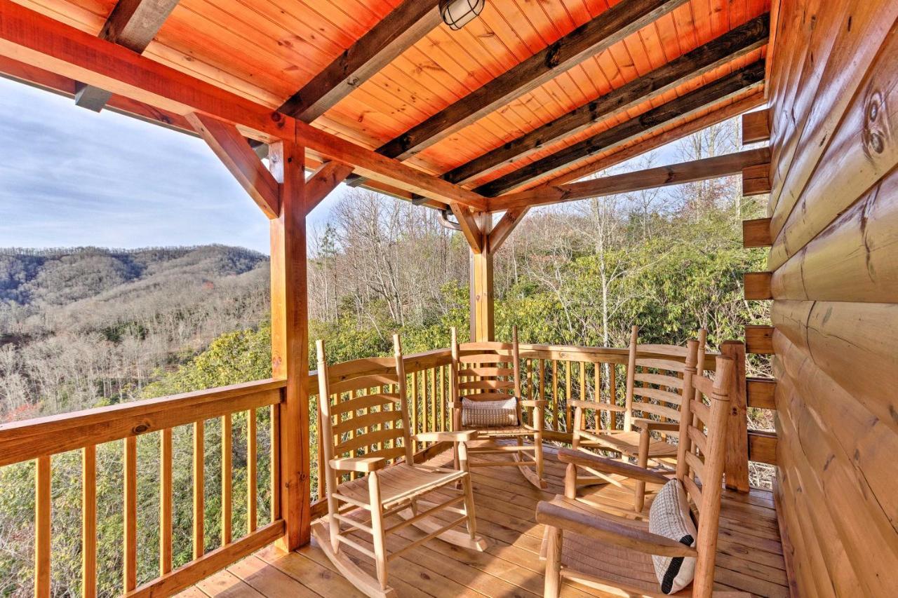 Hilltop Cabin On 5 Acres With Hot Tub And Waterfall! Bryson City Extérieur photo