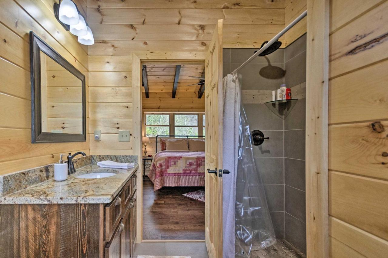 Hilltop Cabin On 5 Acres With Hot Tub And Waterfall! Bryson City Extérieur photo