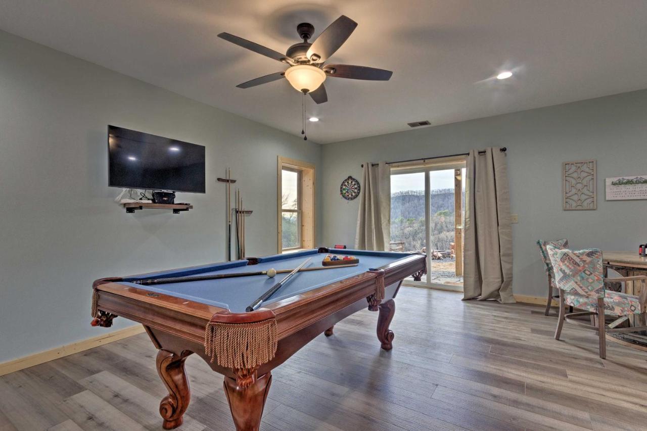 Hilltop Cabin On 5 Acres With Hot Tub And Waterfall! Bryson City Extérieur photo