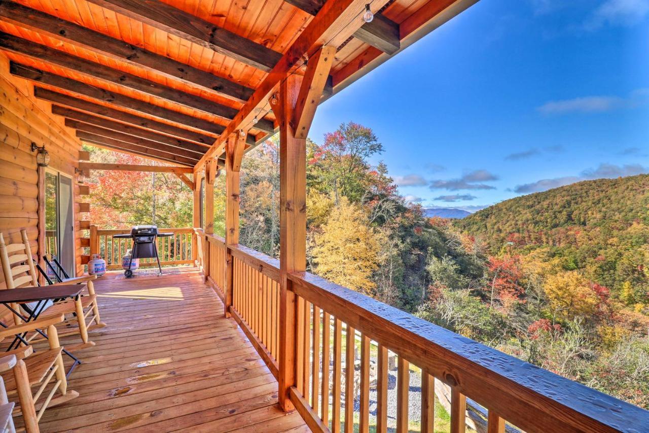 Hilltop Cabin On 5 Acres With Hot Tub And Waterfall! Bryson City Extérieur photo
