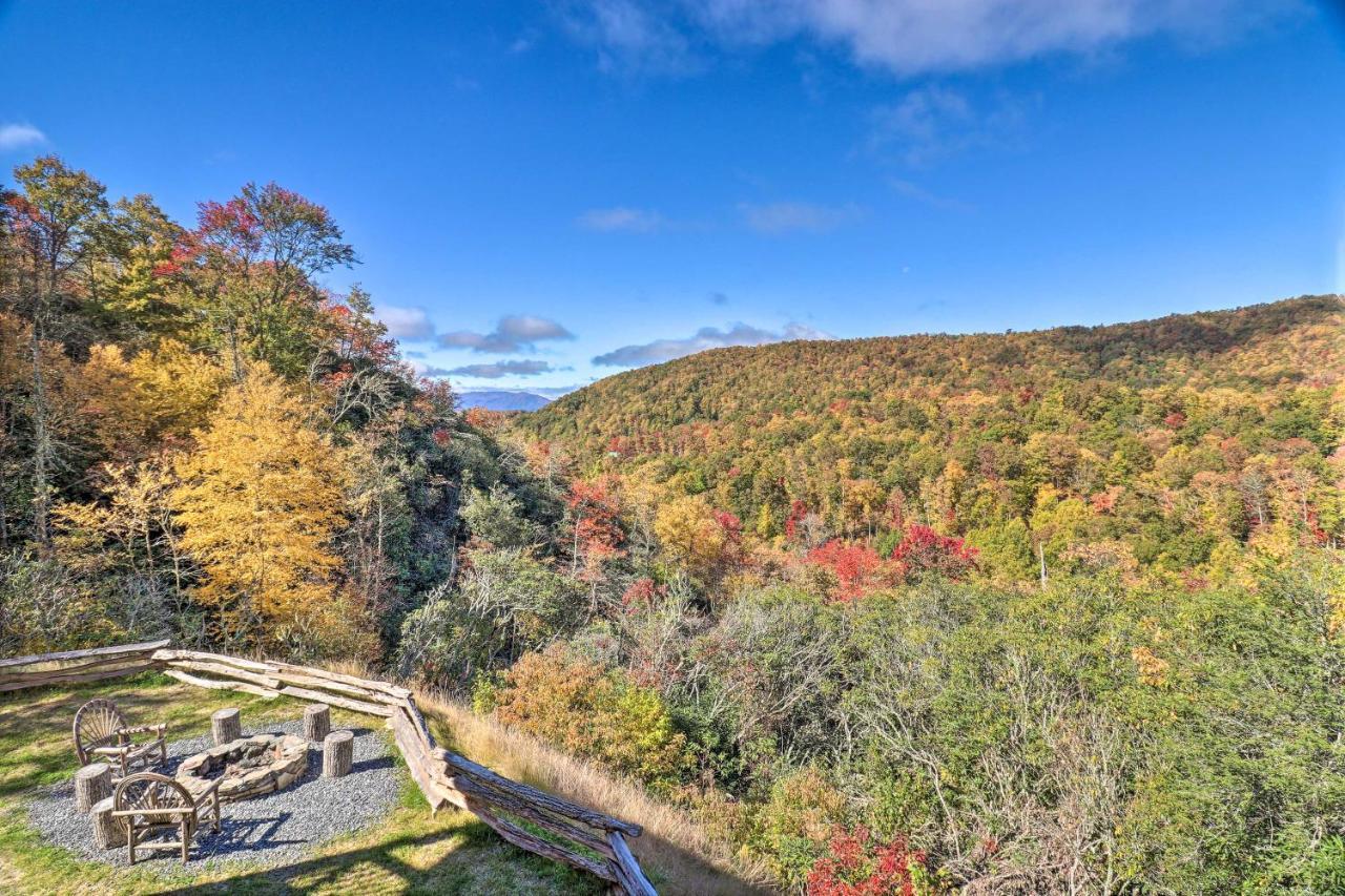 Hilltop Cabin On 5 Acres With Hot Tub And Waterfall! Bryson City Extérieur photo